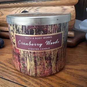 Bath & Body Works Cranberry Woods Scented Candle - Red